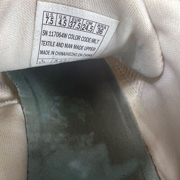 Skechers Women Bobs Squad Hazy Daisy 117030 Multicolor Running Shoes Sneaker 7.5 - Picture 8 of 8